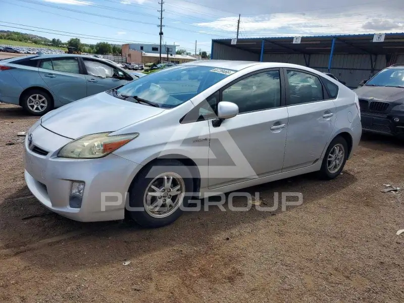 2010 Toyota PRIUS фото