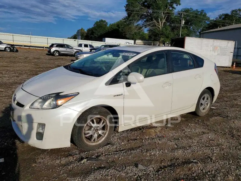 2010 Toyota PRIUS фото