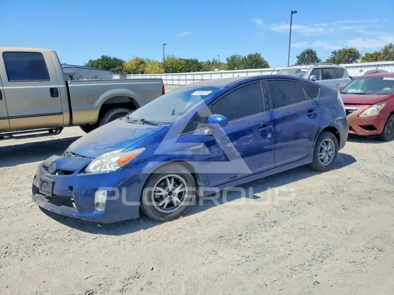 2010 Toyota PRIUS фото