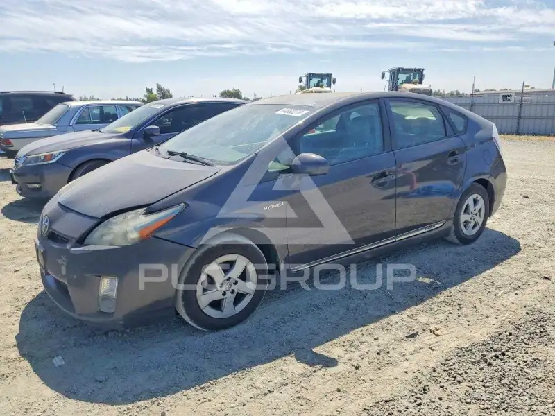 2010 Toyota PRIUS фото