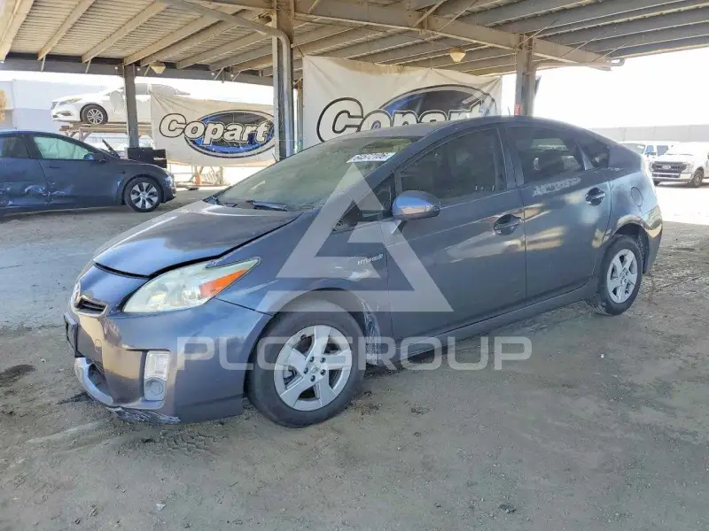 2010 Toyota PRIUS фото