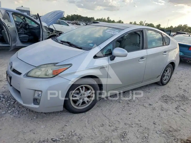 2010 Toyota PRIUS фото