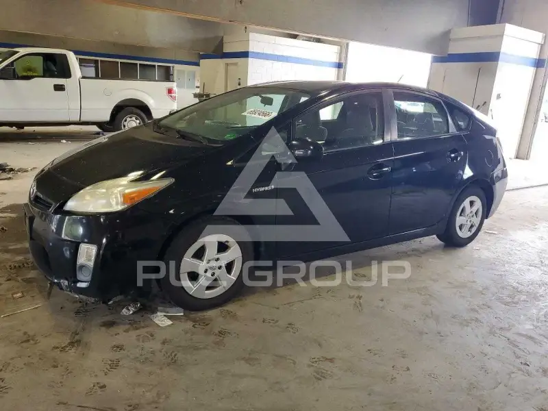 2010 Toyota PRIUS фото