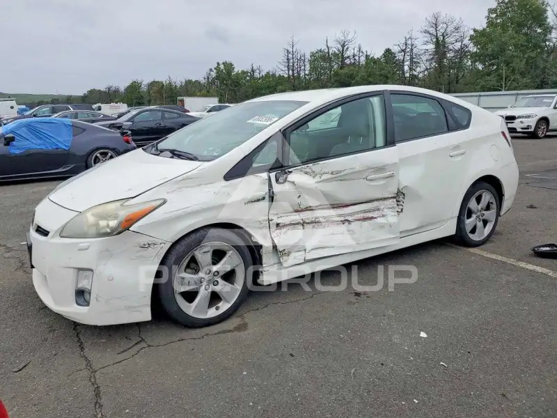 2010 Toyota PRIUS фото