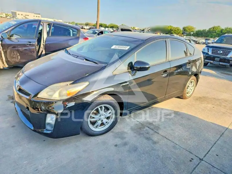 2010 Toyota PRIUS фото