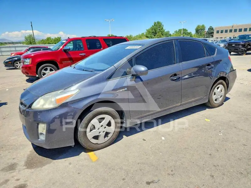 2010 Toyota PRIUS фото
