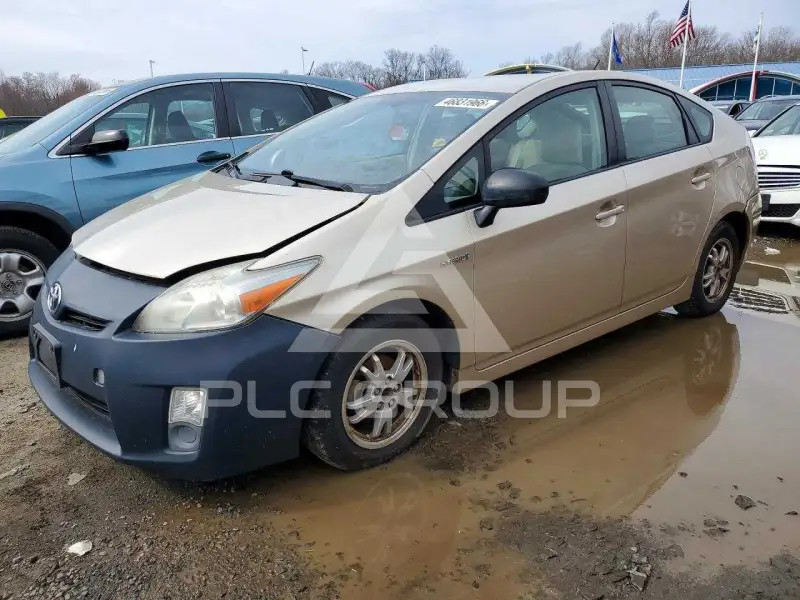 2010 Toyota PRIUS фото
