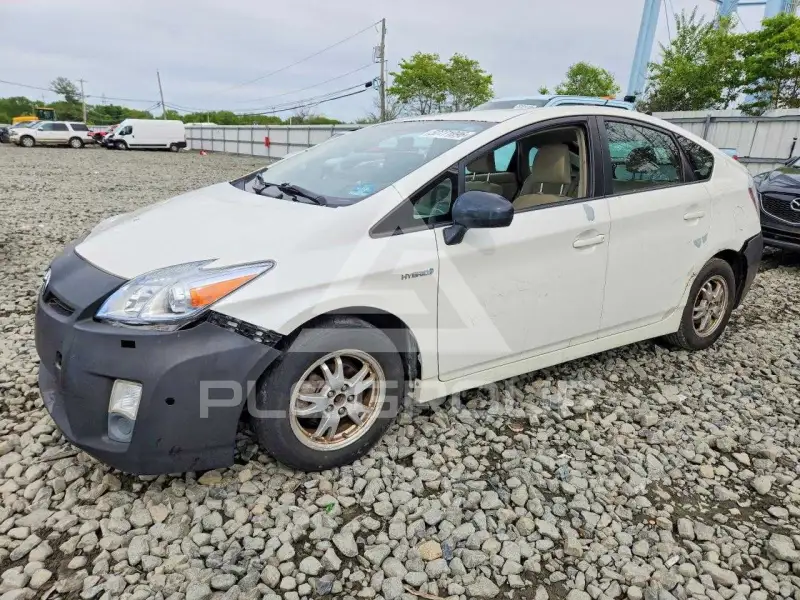 2010 Toyota PRIUS фото