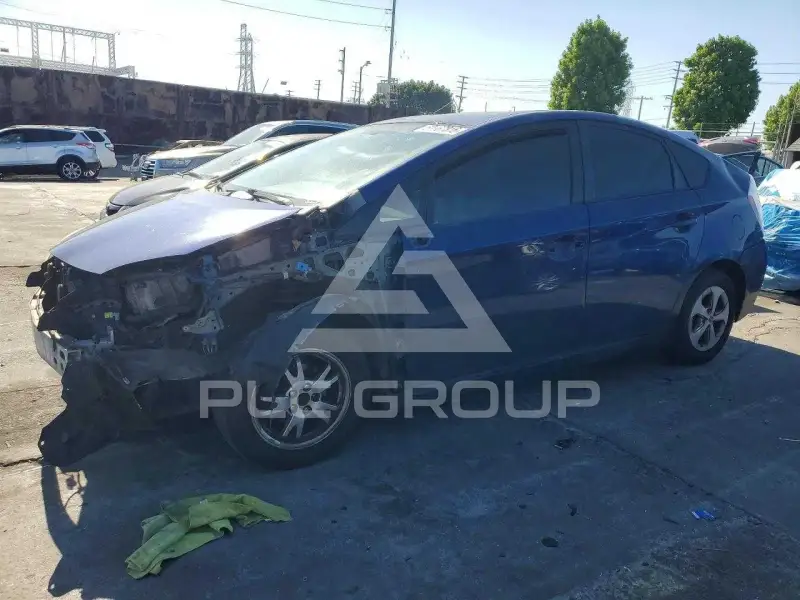 2010 Toyota PRIUS фото