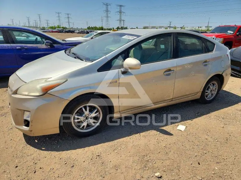 2010 Toyota PRIUS фото