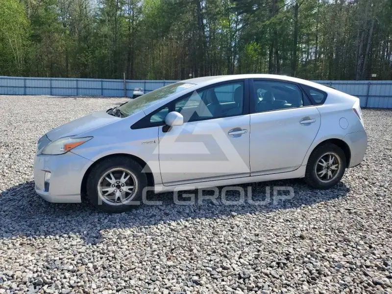 2010 Toyota PRIUS photo