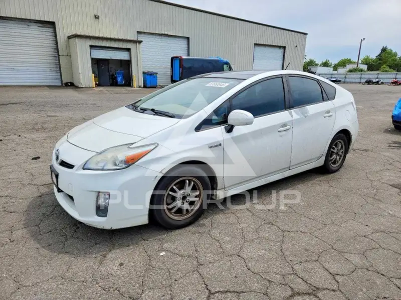 2010 Toyota PRIUS фото