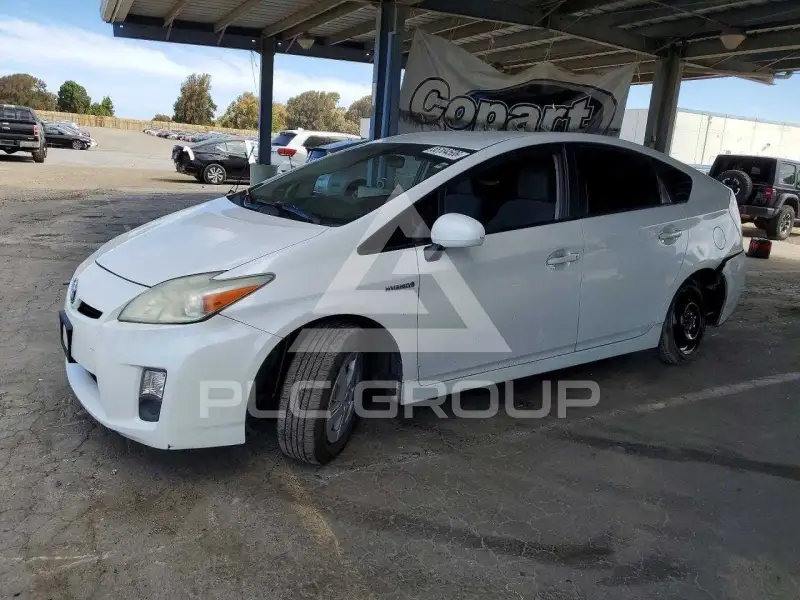 2010 Toyota PRIUS фото