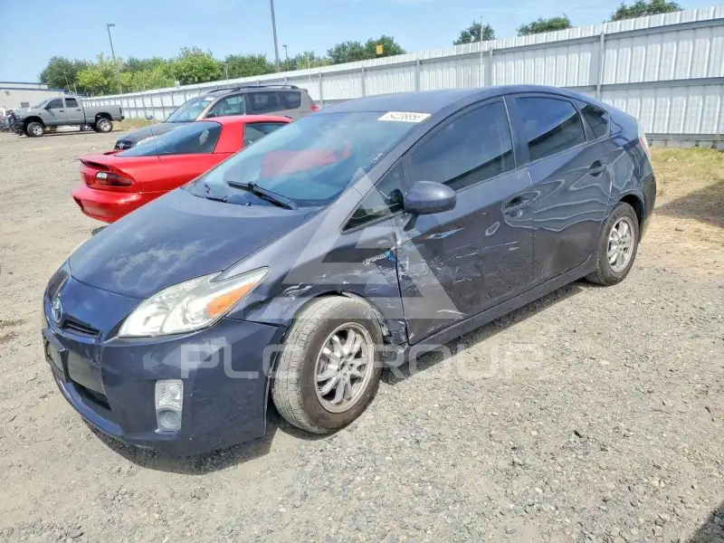 2010 Toyota PRIUS фото