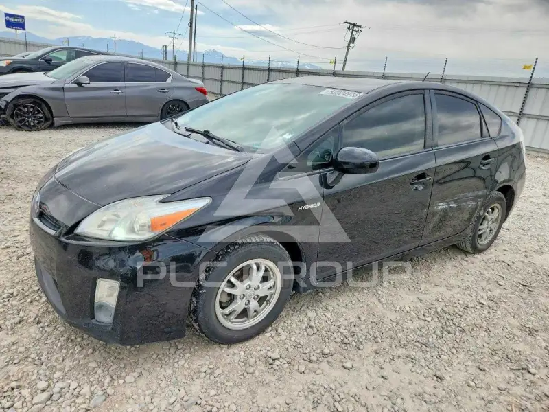 2010 Toyota PRIUS фото