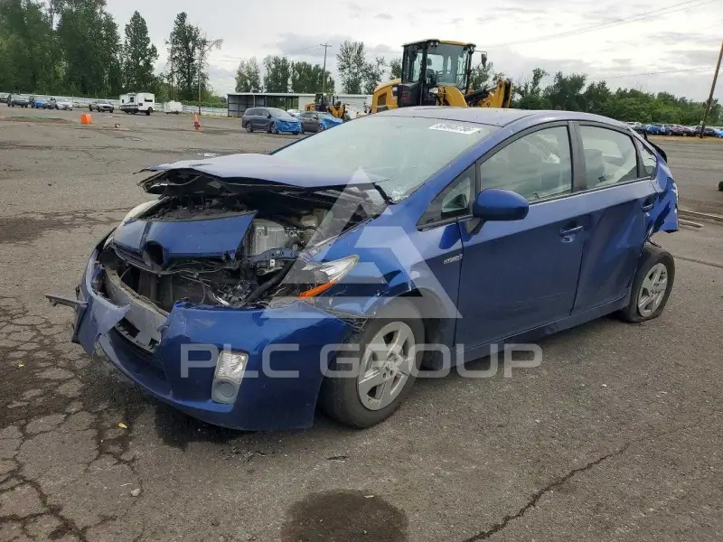 2010 Toyota PRIUS фото