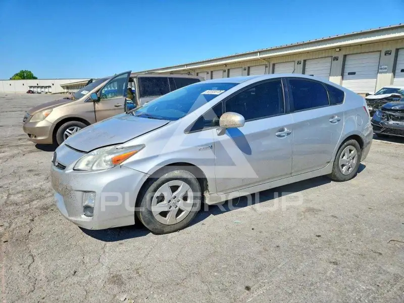 2010 Toyota PRIUS photo