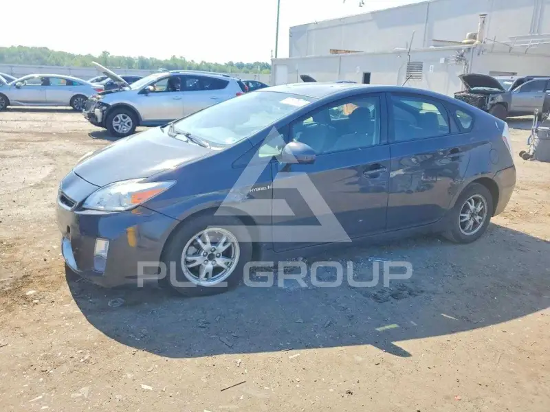 2010 Toyota PRIUS photo