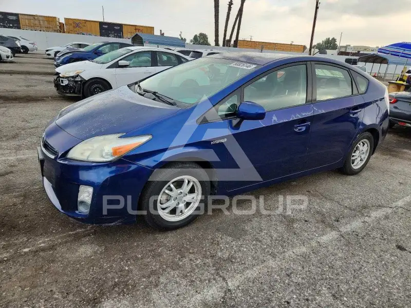 2010 Toyota PRIUS фото