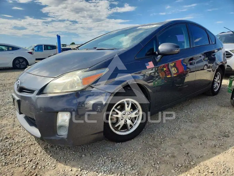 2010 Toyota PRIUS фото