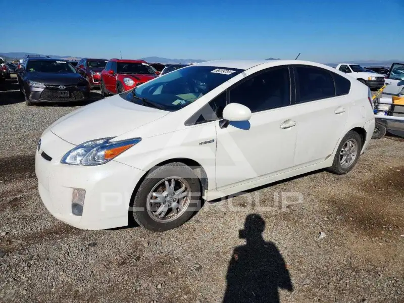 2010 Toyota PRIUS фото
