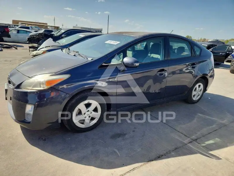 2010 Toyota PRIUS фото
