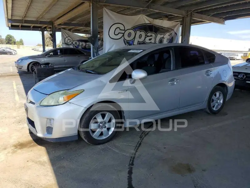 2010 Toyota PRIUS фото