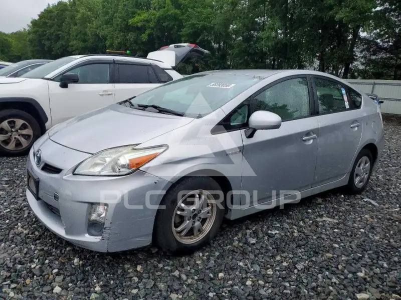 2010 Toyota PRIUS фото