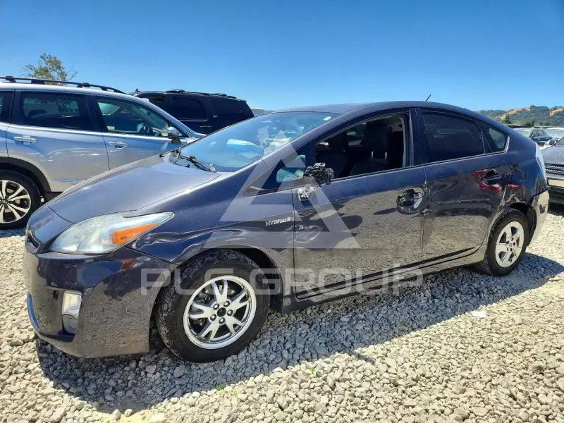 2010 Toyota PRIUS фото