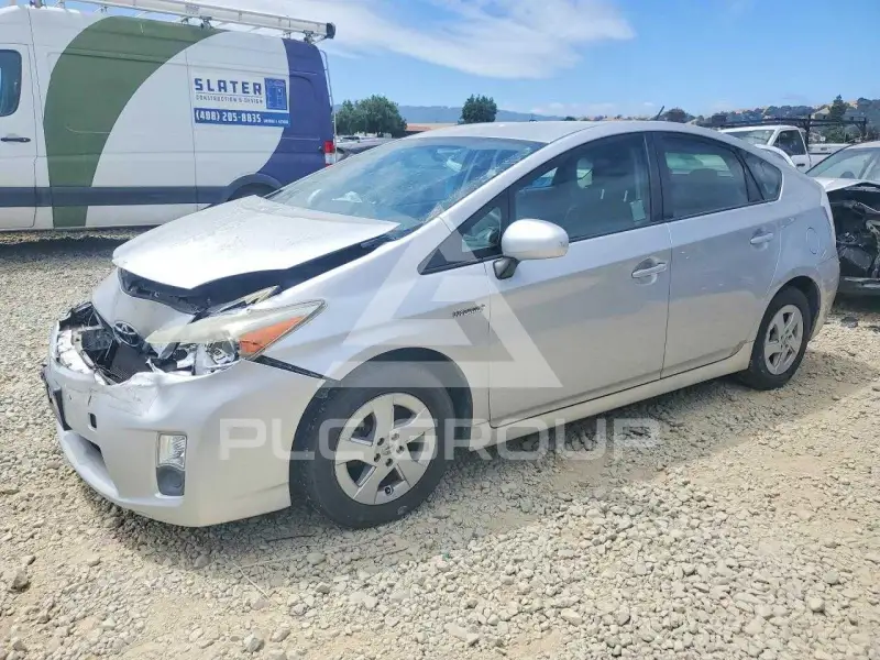 2010 Toyota PRIUS фото