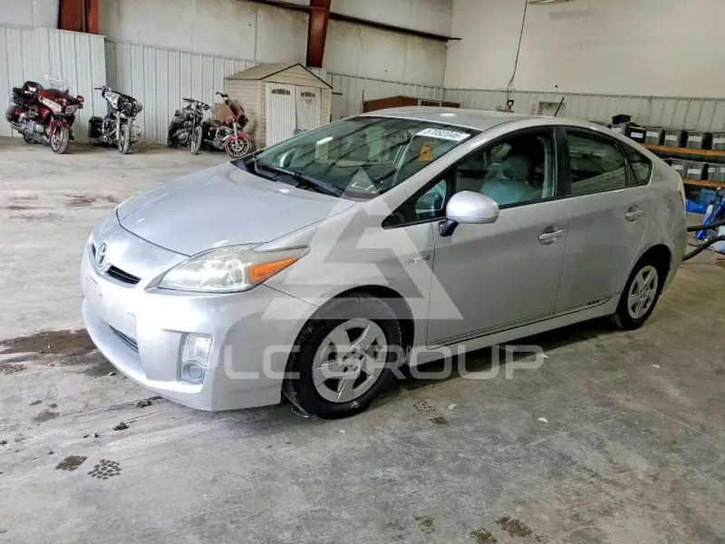 2010 Toyota PRIUS фото