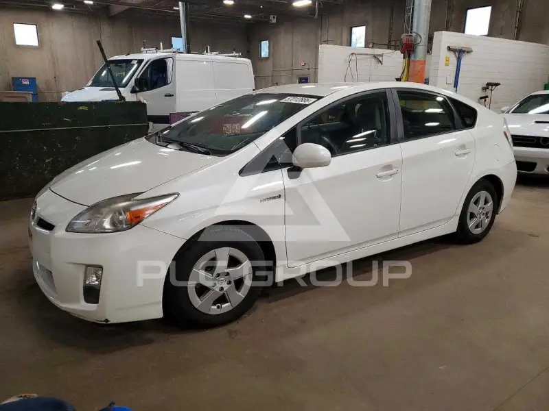 2010 Toyota PRIUS фото