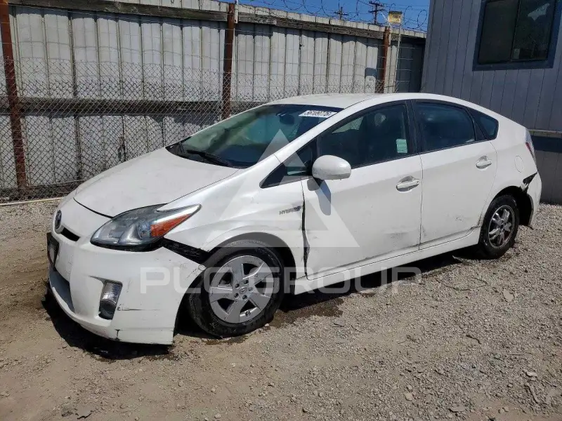 2010 Toyota PRIUS фото