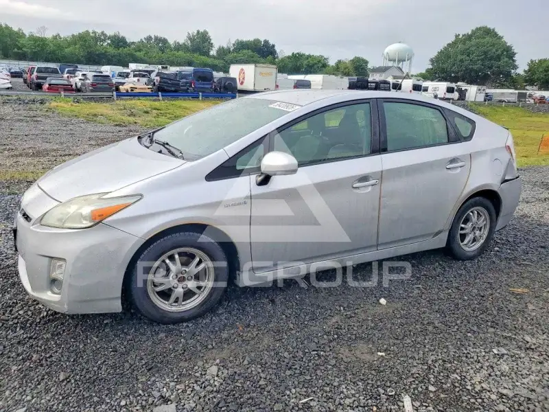 2010 Toyota PRIUS фото