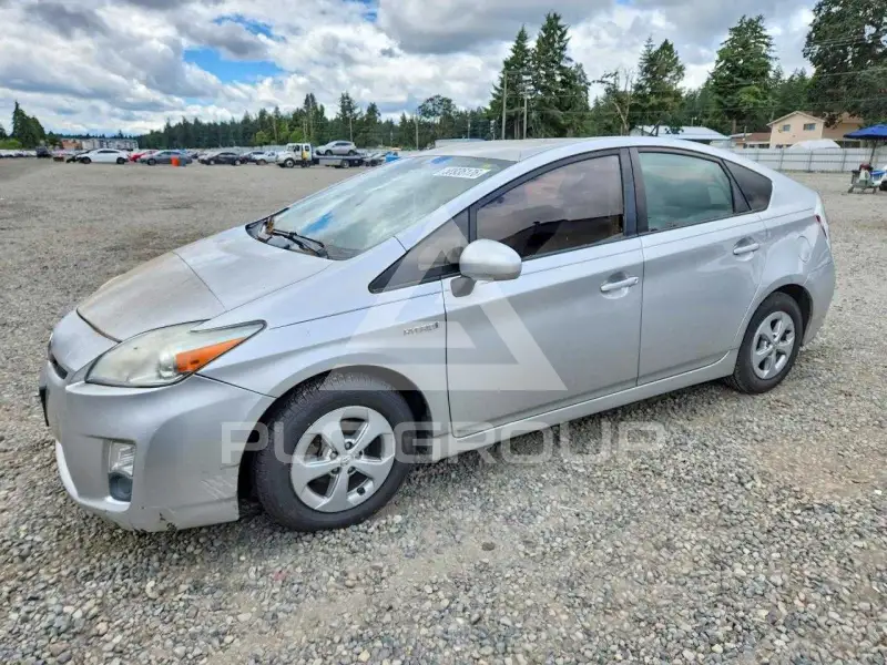 2010 Toyota PRIUS фото