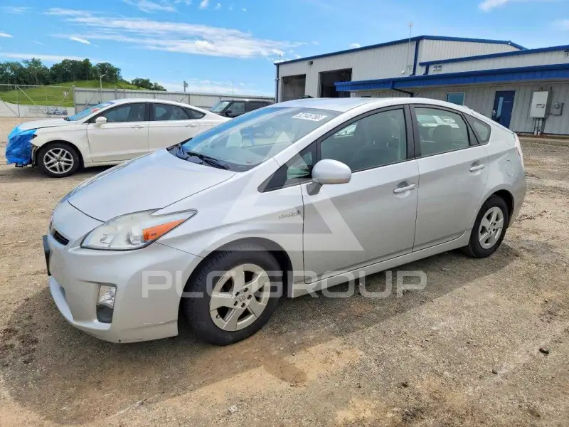 2010 Toyota PRIUS фото