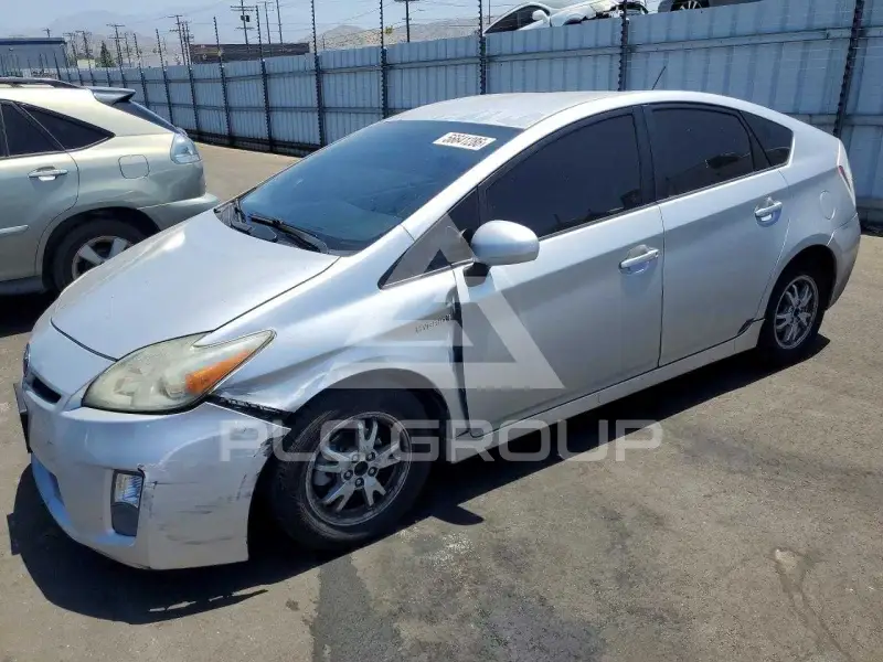 2010 Toyota PRIUS фото