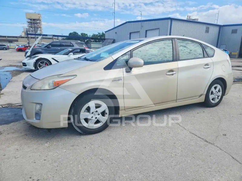 2010 Toyota PRIUS фото