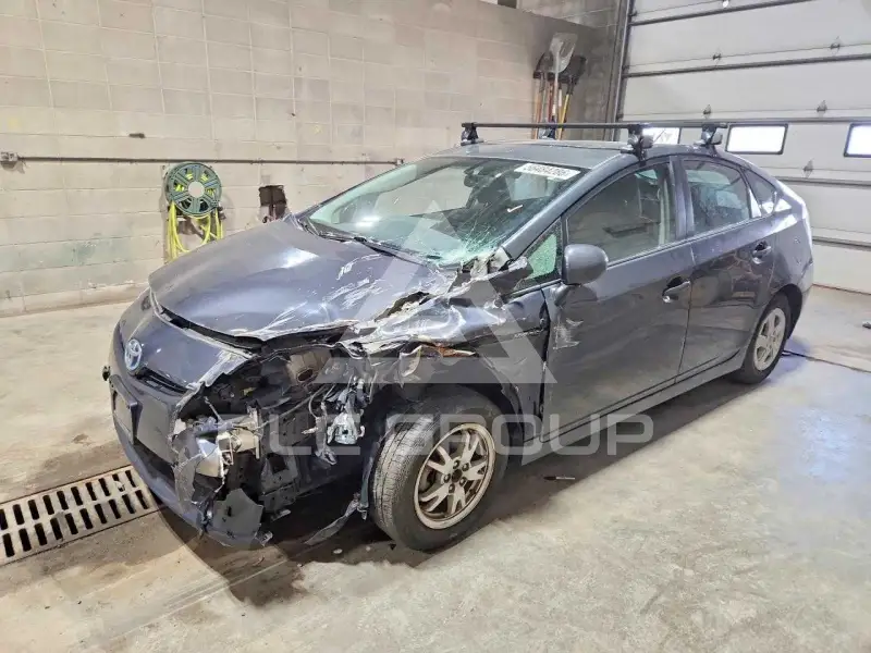 2010 Toyota PRIUS фото