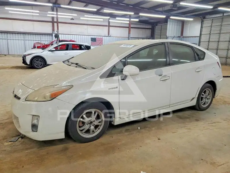 2010 Toyota PRIUS фото