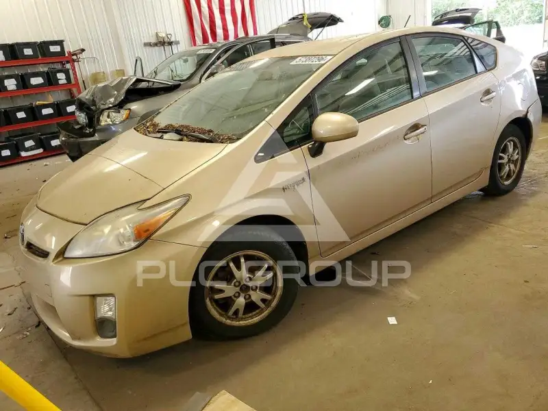 2010 Toyota PRIUS фото