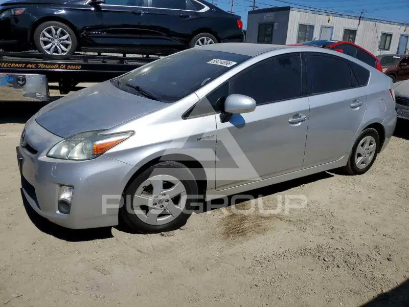 2010 Toyota PRIUS фото