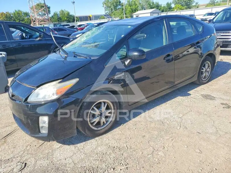 2010 Toyota PRIUS фото