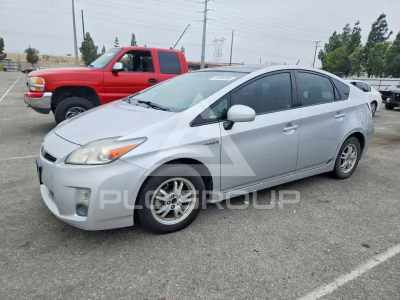 2010 Toyota PRIUS фото
