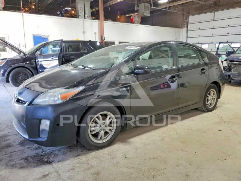 2010 Toyota PRIUS фото