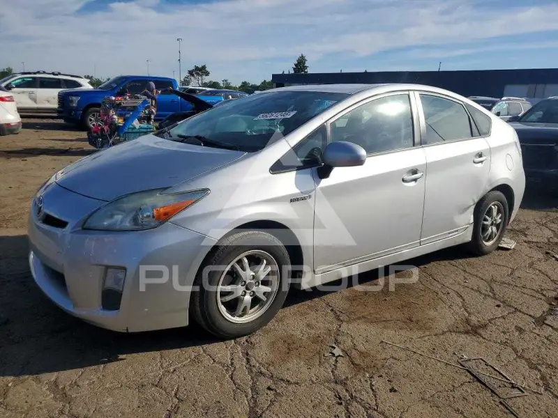 2010 Toyota PRIUS фото