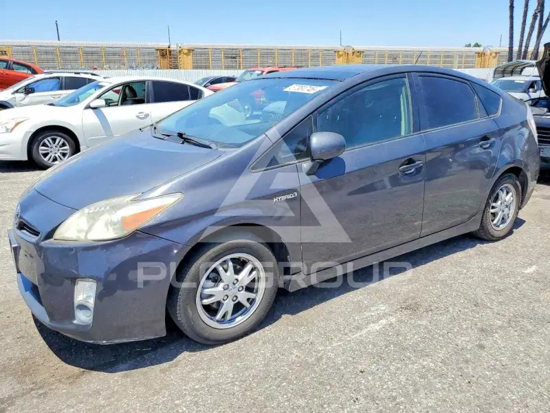 2010 Toyota PRIUS photo