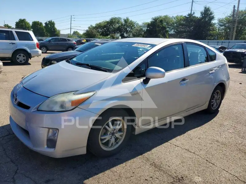2010 Toyota PRIUS фото