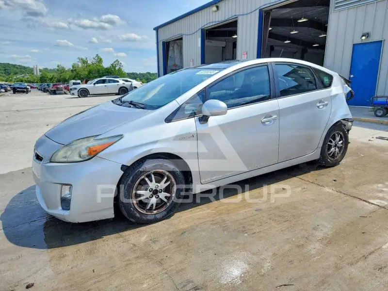 2010 Toyota PRIUS photo