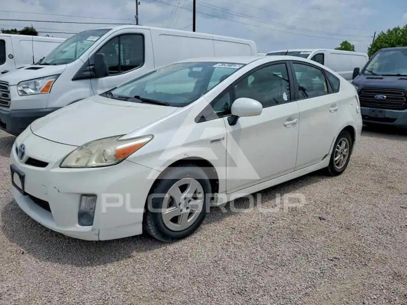 2010 Toyota PRIUS фото